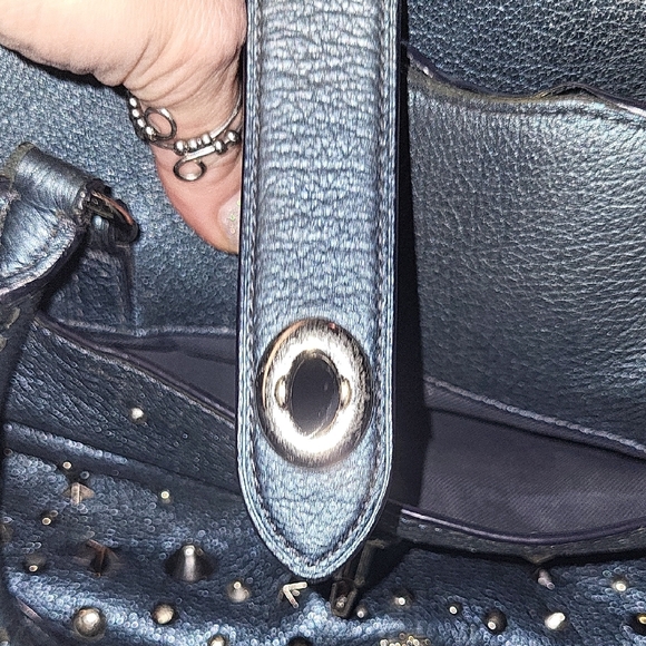 Coach SET Metallic Blue Studded Women's Bag and Matching Wristlet - Picture 4 of 13